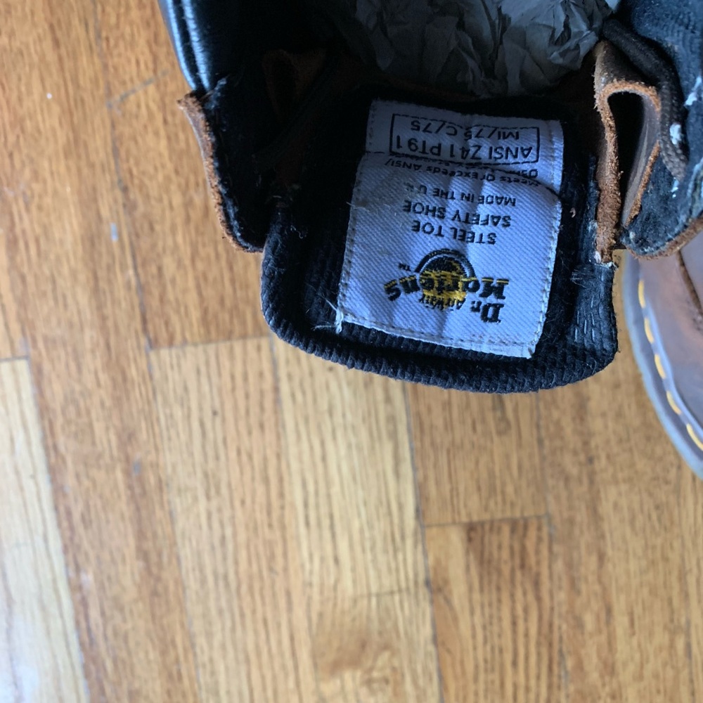 Dr Martens steel toe shoes. - Picture 4 of 7